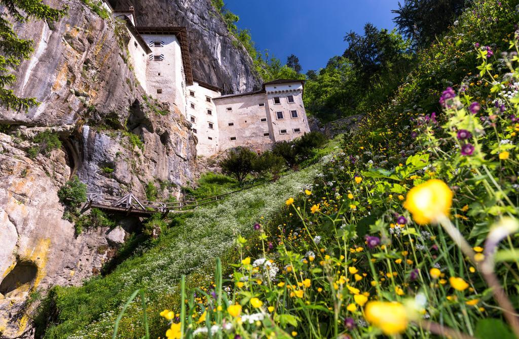 Postojna Cave Hotel Jama Bagian luar foto