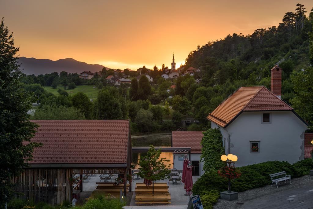 Postojna Cave Hotel Jama Bagian luar foto