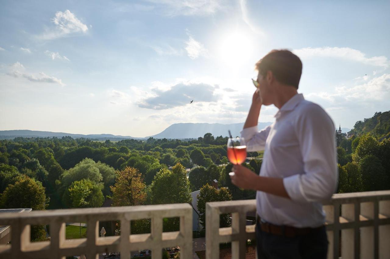 Postojna Cave Hotel Jama Bagian luar foto