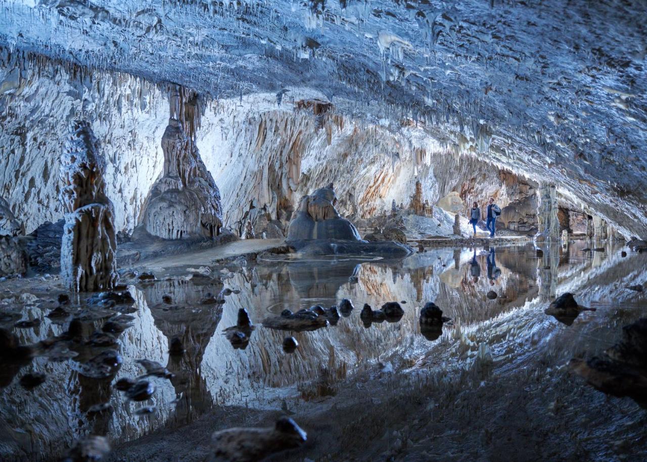 Postojna Cave Hotel Jama Bagian luar foto
